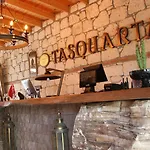 Отель Tasquartas
