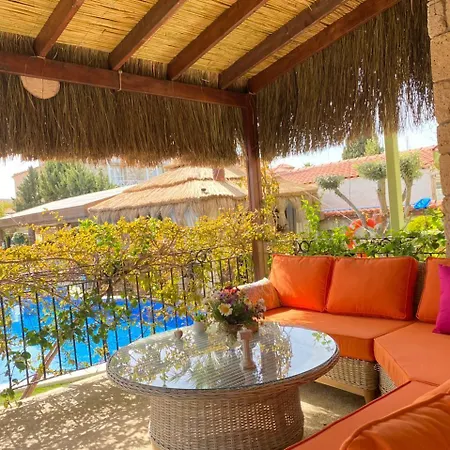 Tasquartas Hotel Alaçatı