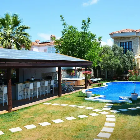 Hotel Tasquartas 2*